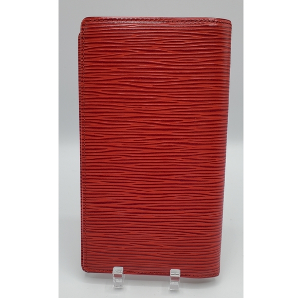 Authentic Preowned LV Epi Bifold Wallet - Picture 2 of 9